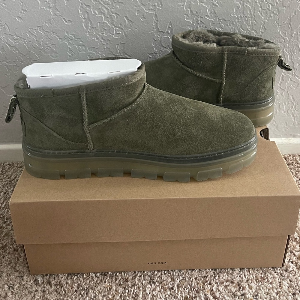 UGG Classic Ultra Mini Clear